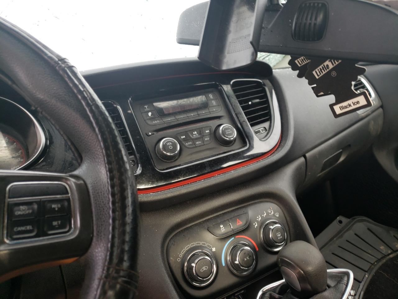 Photo 9 from auction – 2015 DODGE DART SXT with VIN 1C3CDFBB4FD140657