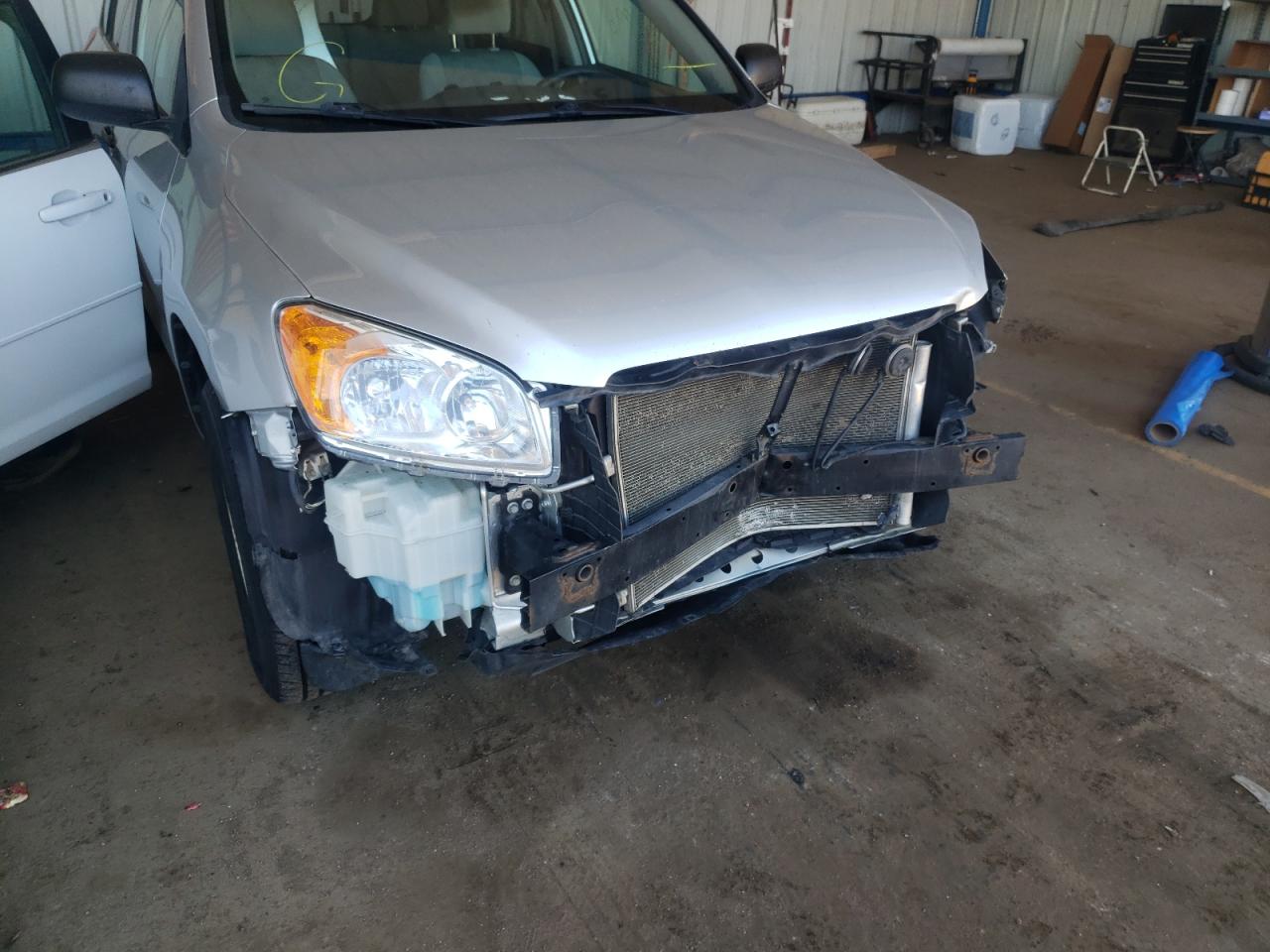 Photo 9 from auction – 2011 TOYOTA RAV4 with VIN 2T3BF4DV4BW177248