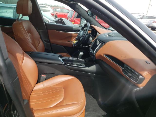 Photo 5 from auction – 2017 MASERATI LEVANTE with VIN ZN661XUA2HX264261