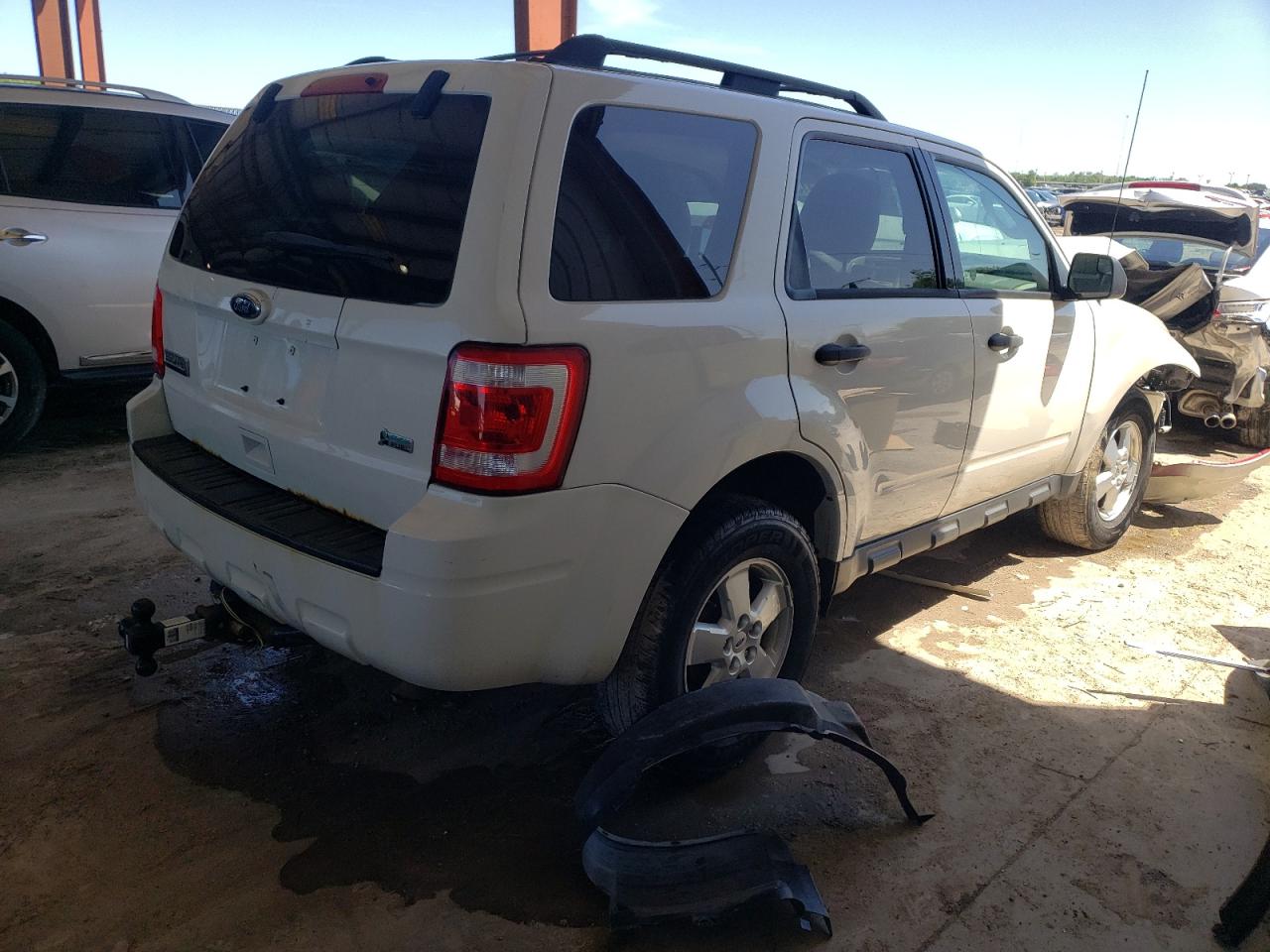 Photo 4 from auction – 2012 FORD ESCAPE XLT with VIN 1FMCU0DG7CKA48947