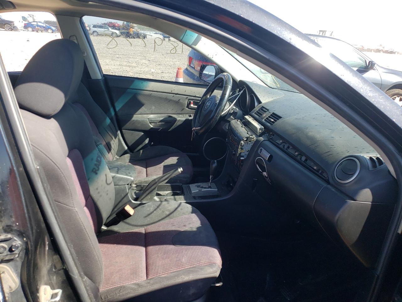 Photo 5 from auction – 2004 MAZDA 3 S with VIN JM1BK123441170216