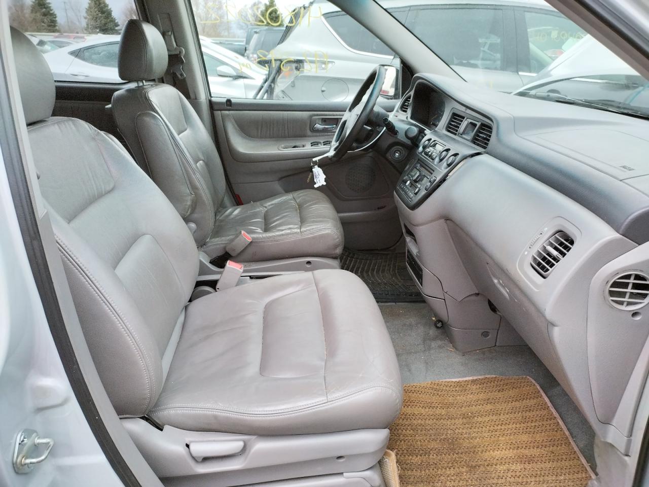 Photo 5 from auction – 2002 HONDA ODYSSEY EX with VIN 2HKRL18092H515268