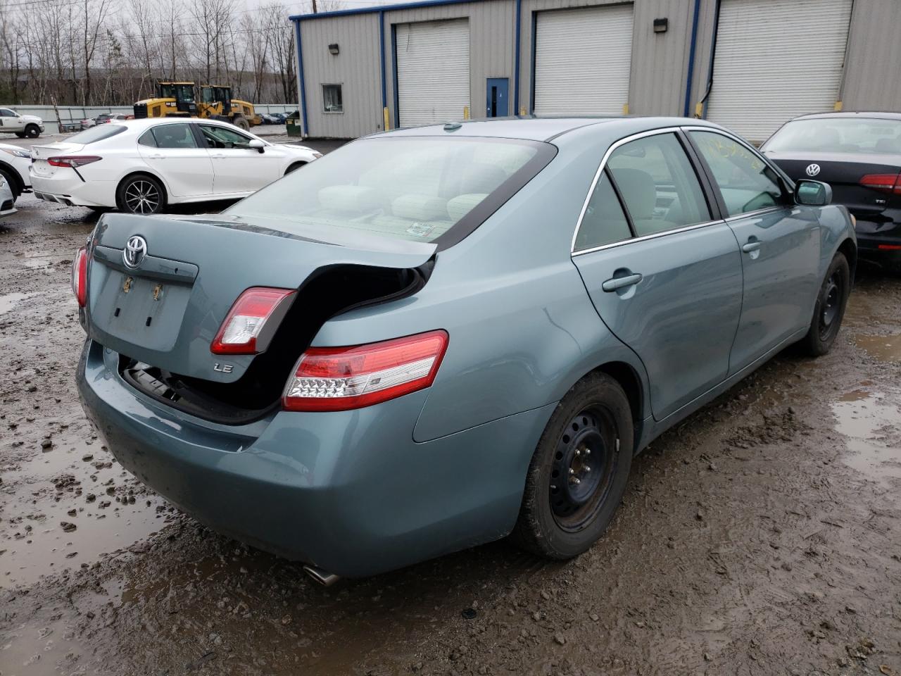 Photo 4 from auction – 2010 TOYOTA CAMRY SE with VIN 4T1BK3EK2AU608655