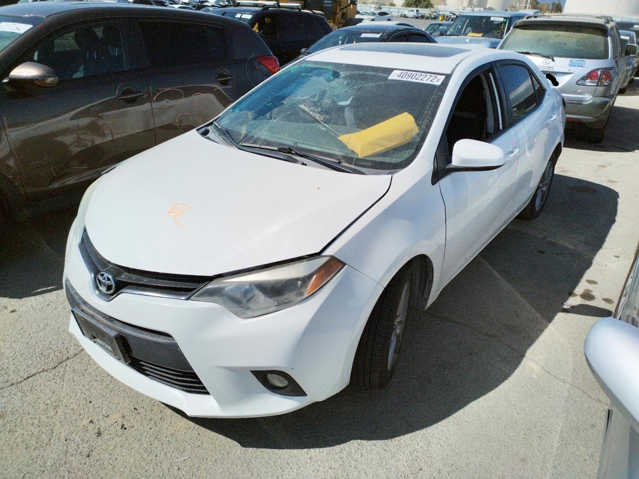 Photo 2 from auction – 2014 TOYOTA COROLLA L with VIN 5YFBURHE3EP154118