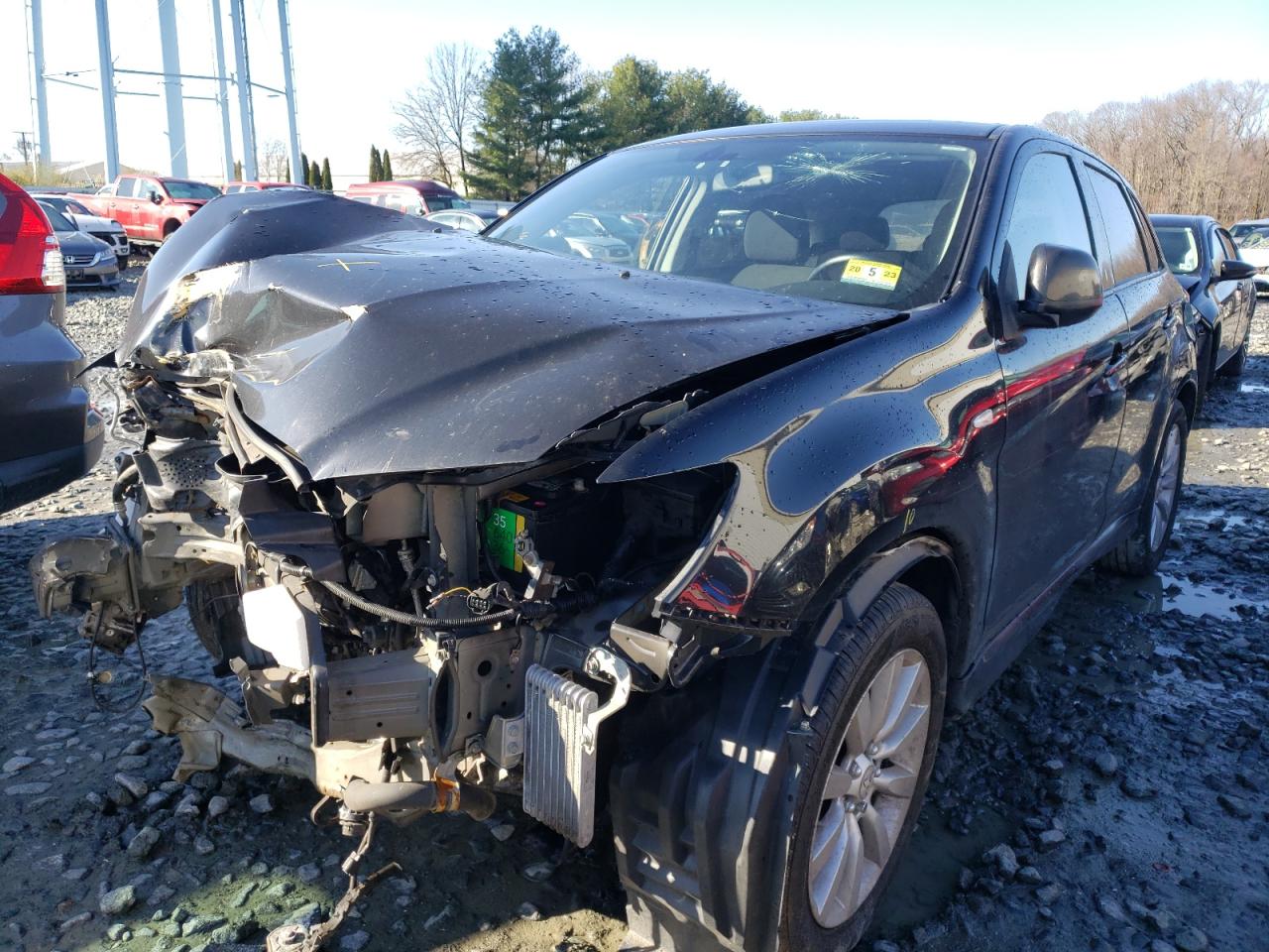 Photo 2 from auction – 2011 MITSUBISHI OUTLANDER with VIN JA4AR4AU2BZ021296