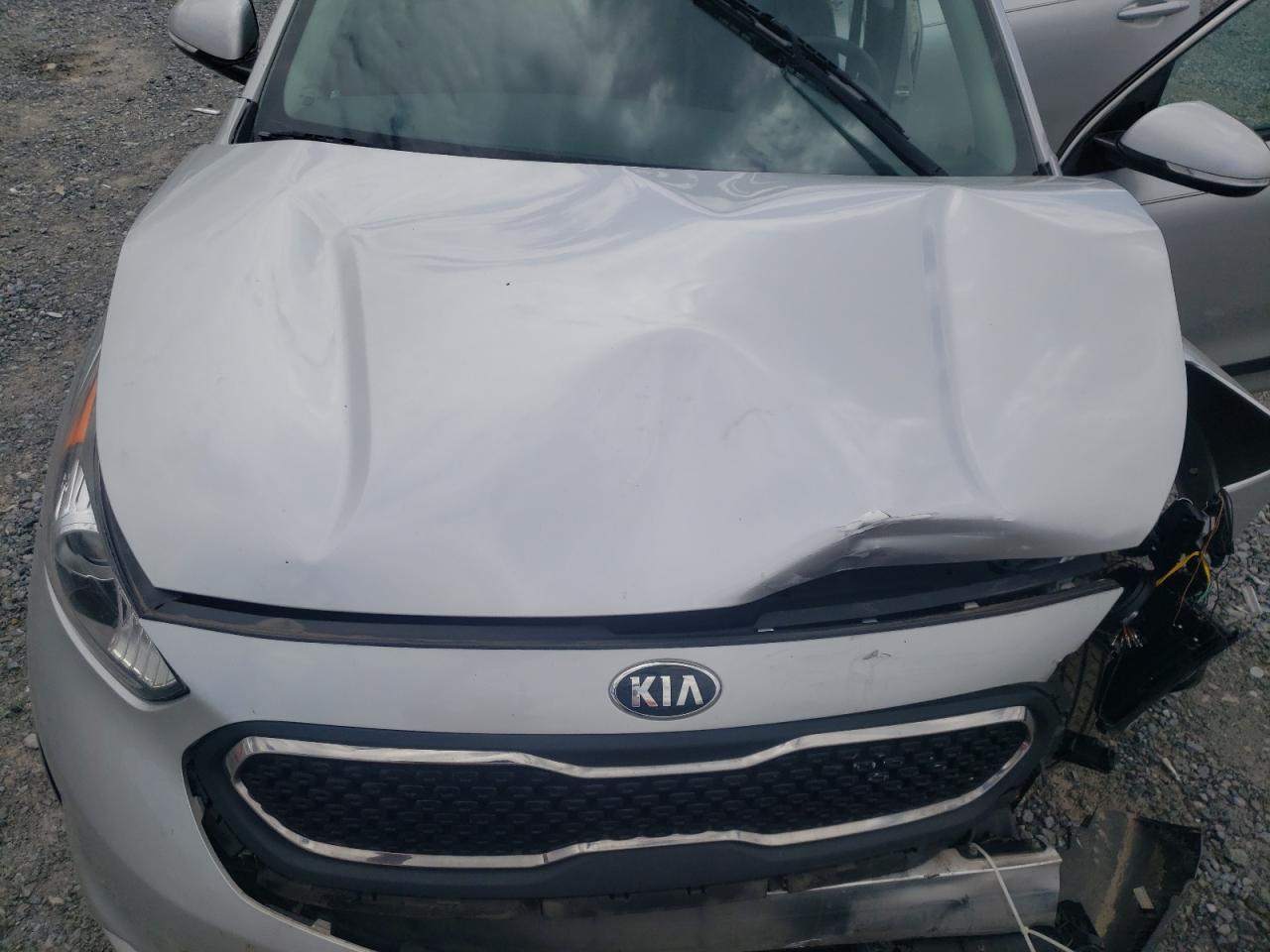 Photo 7 from auction – 2017 KIA NIRO EX with VIN KNDCC3LC9H5037218