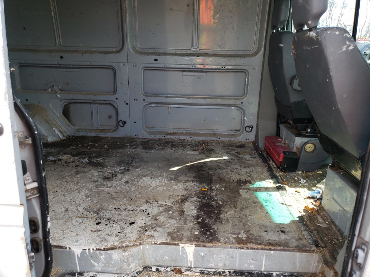 Photo 6 from auction – 2004 SPRINTER 2500 SPRIN with VIN WD2PD644945688431