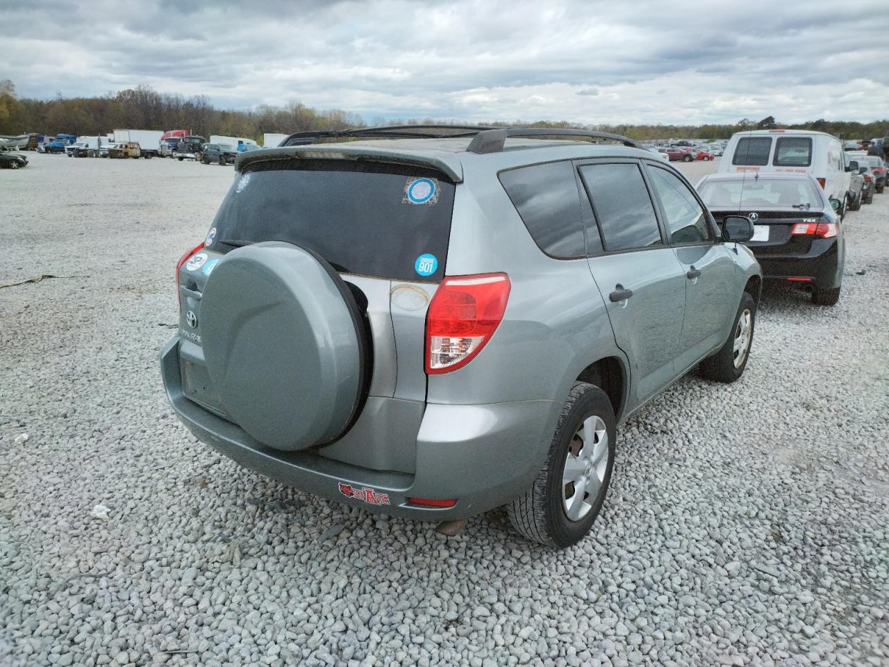Photo 4 from auction – 2006 TOYOTA RAV4 with VIN JTMZD33V266005145