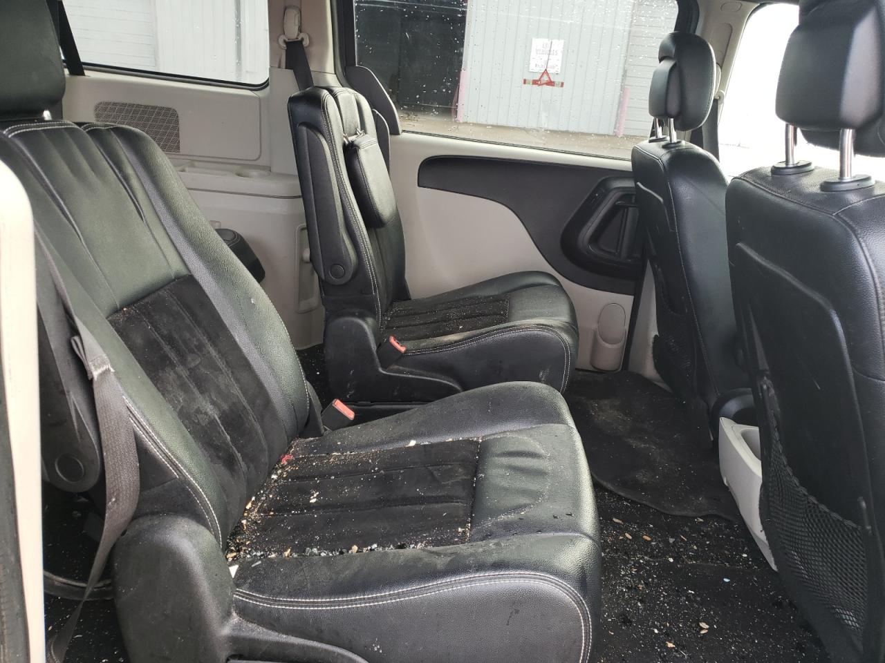 Photo 6 from auction – 2017 DODGE GRAND CARA with VIN 2C4RDGCG1HR801762
