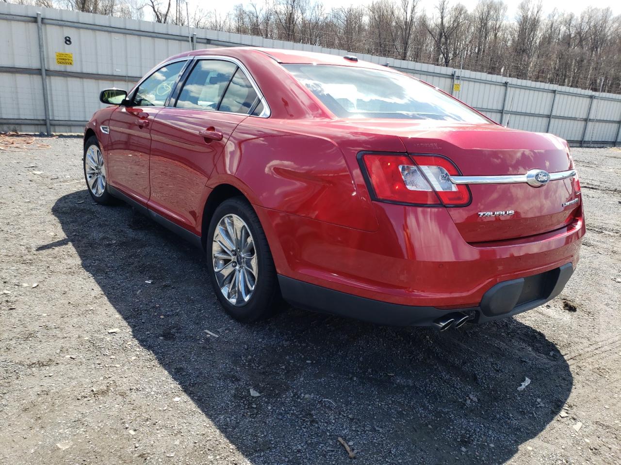 Photo 3 from auction – 2011 FORD TAURUS LIM with VIN 1FAHP2JW2BG156702