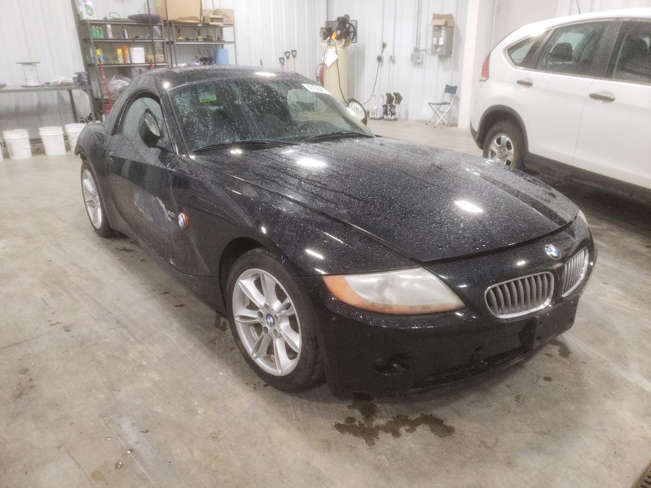BMW Z4 3.0 2004 with VIN 4USBT53554LU08741 - Photo from auction