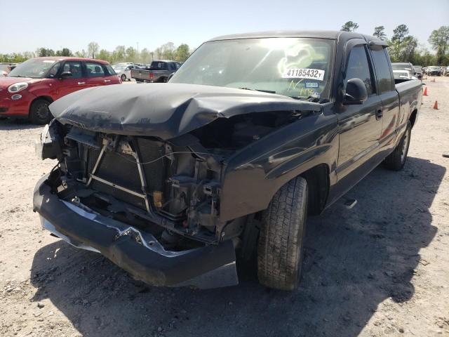 Photo 2 from auction – 2005 CHEVROLET C1500 SILV with VIN 1GCEC19X05Z219224