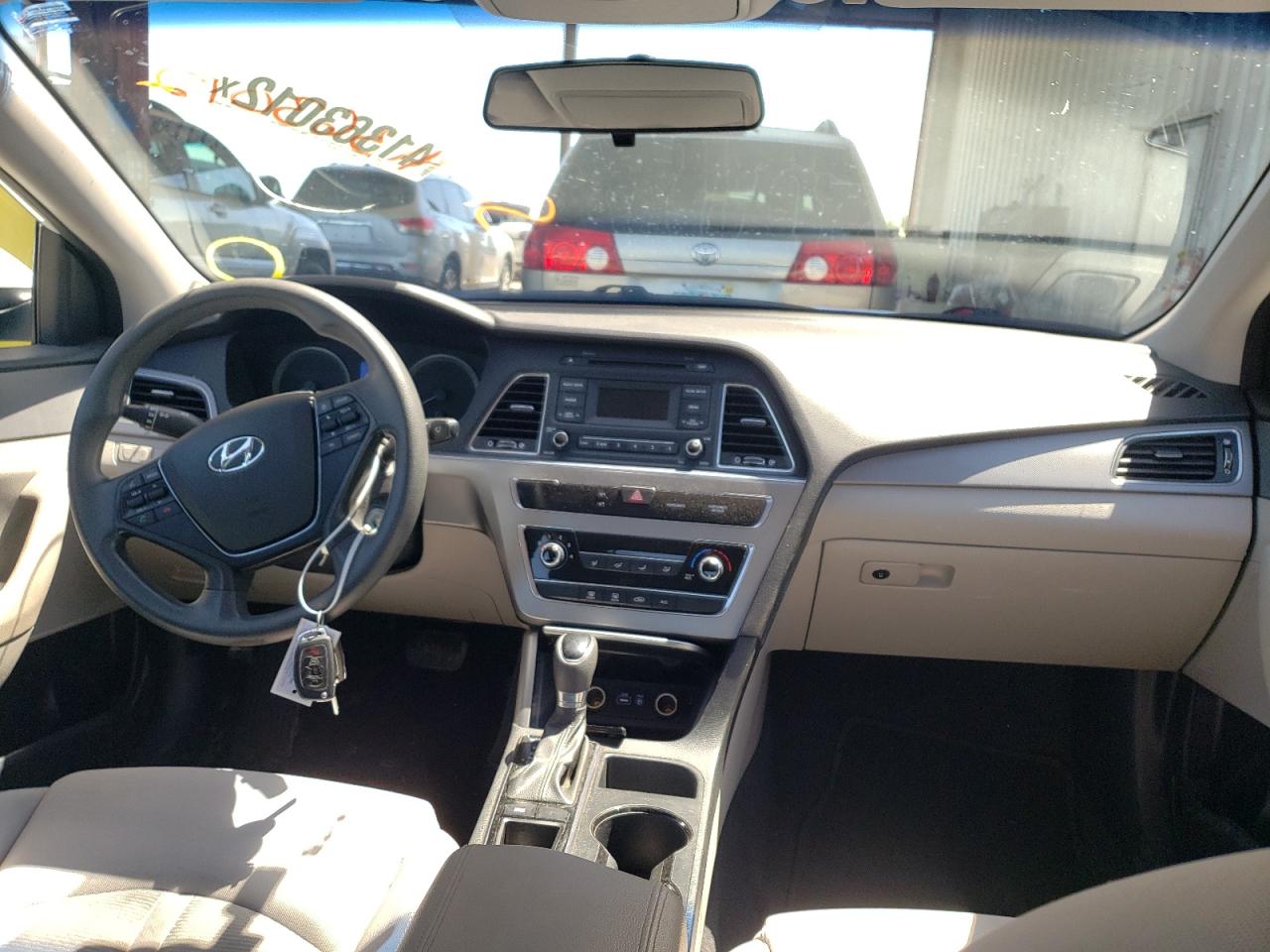 Photo 9 from auction – 2017 HYUNDAI SONATA SE with VIN 5NPE24AF8HH452934