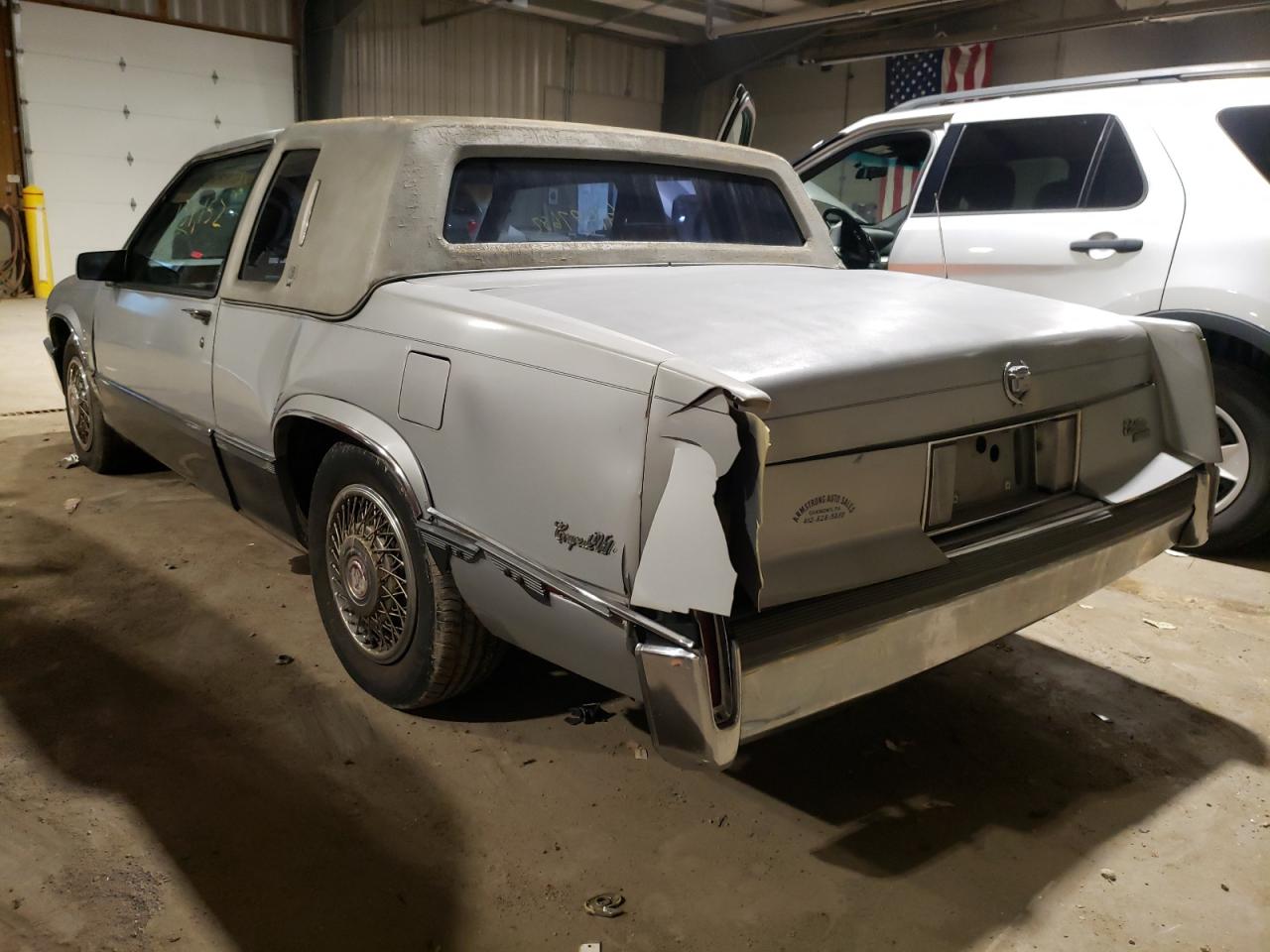 Photo 3 from auction – 1989 CADILLAC DEVILLE with VIN 1G6CD1158K4277463