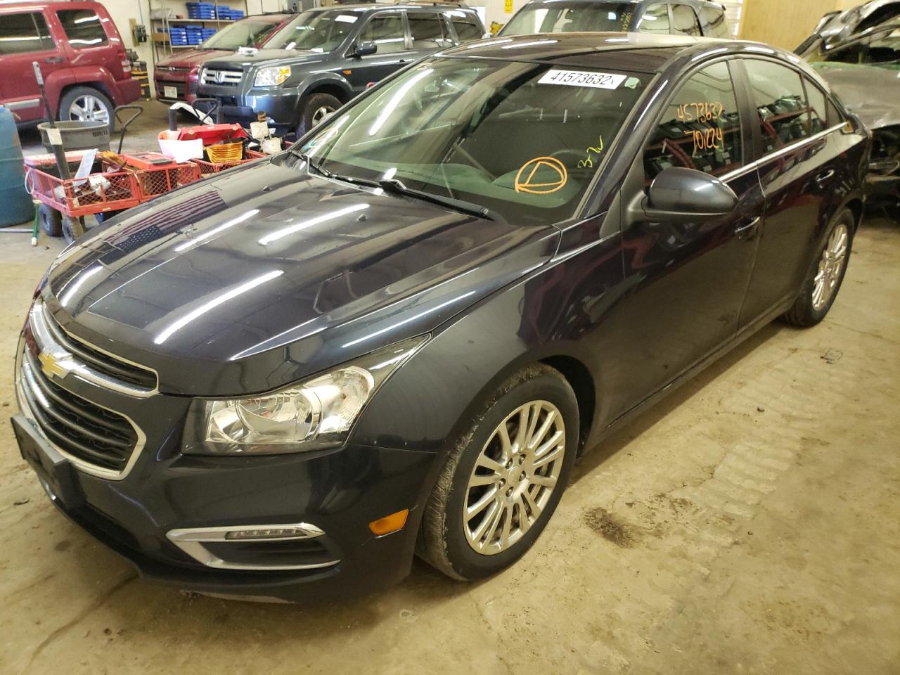 Photo 2 from auction – 2015 CHEVROLET CRUZE with VIN 1G1PJ5SB3F7234150