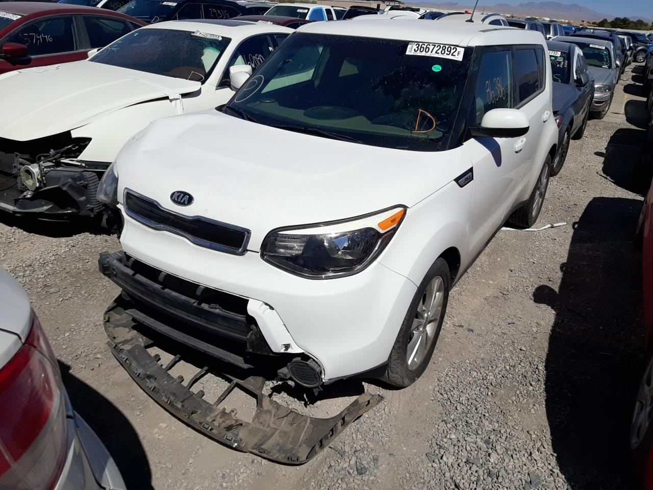 Photo 2 from auction – 2015 KIA SOUL + with VIN KNDJP3A51F7192931