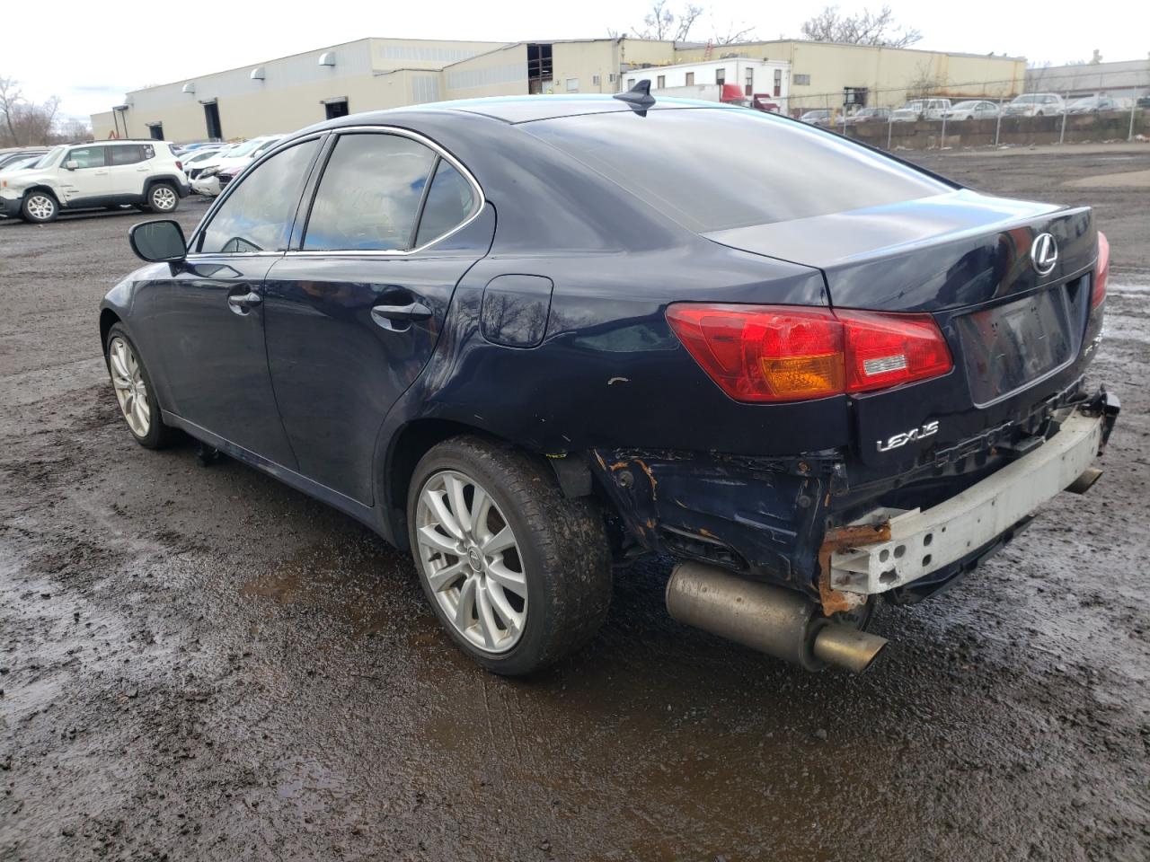 Photo 3 from auction – 2007 LEXUS IS 250 with VIN JTHCK262775012380