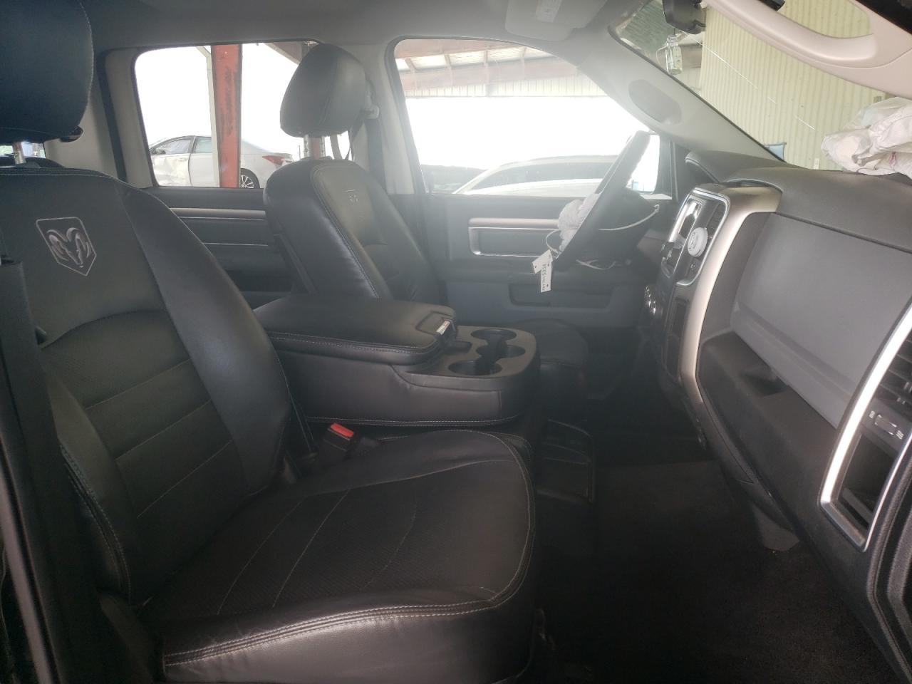 Photo 5 from auction – 2013 RAM 1500 SLT with VIN 1C6RR6LG6DS523467