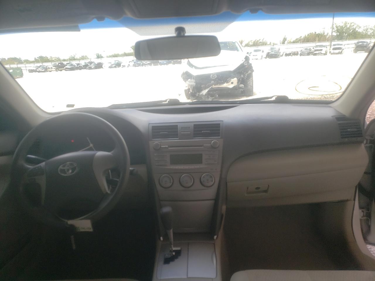 Photo 9 from auction – 2011 TOYOTA CAMRY BASE with VIN 4T1BF3EK1BU696295