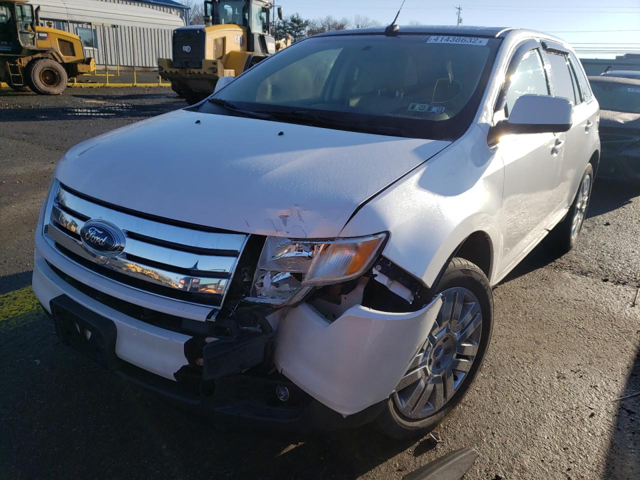 Photo 2 from auction – 2010 FORD EDGE LIMIT with VIN 2FMDK3KC2ABA69157