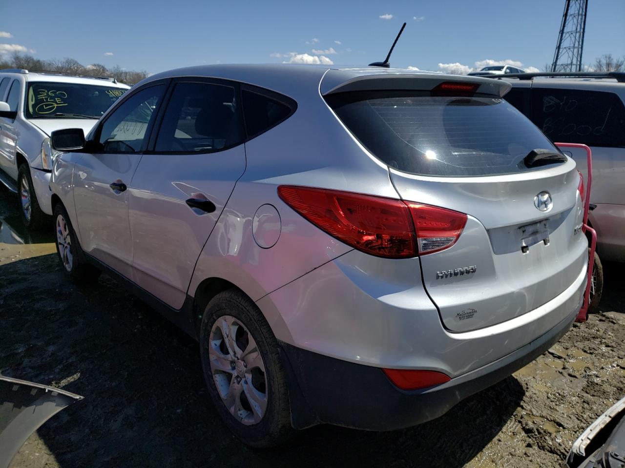 Photo 3 from auction – 2011 HYUNDAI TUCSON GL with VIN KM8JT3AB7BU121564