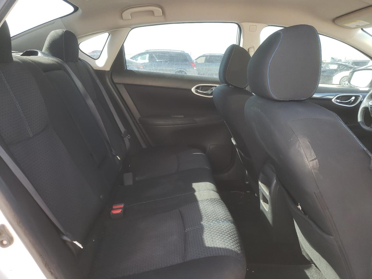 Photo 6 from auction – 2016 NISSAN SENTRA S with VIN 3N1AB7AP1GY328775