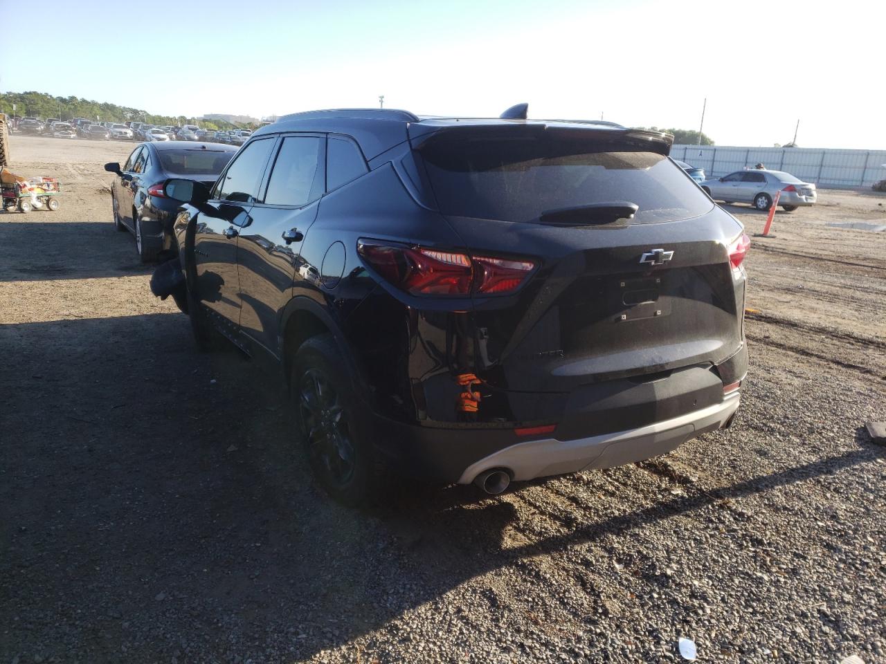 Photo 3 from auction – 2021 CHEVROLET BLAZER 2LT with VIN 3GNKBCRS5MS504381