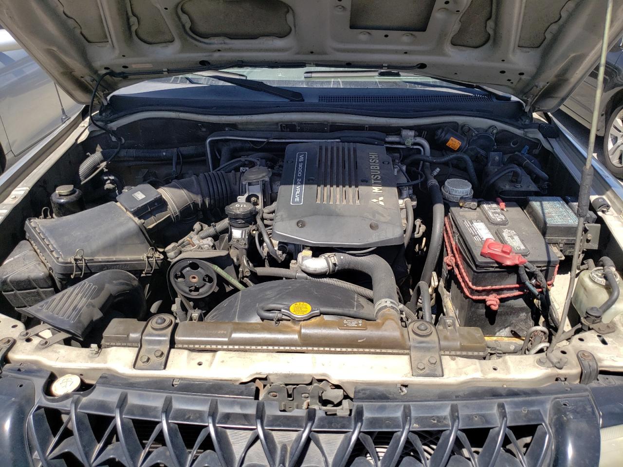 Photo 7 from auction – 2000 MITSUBISHI MONTERO SP with VIN JA4LS31H2YP059240
