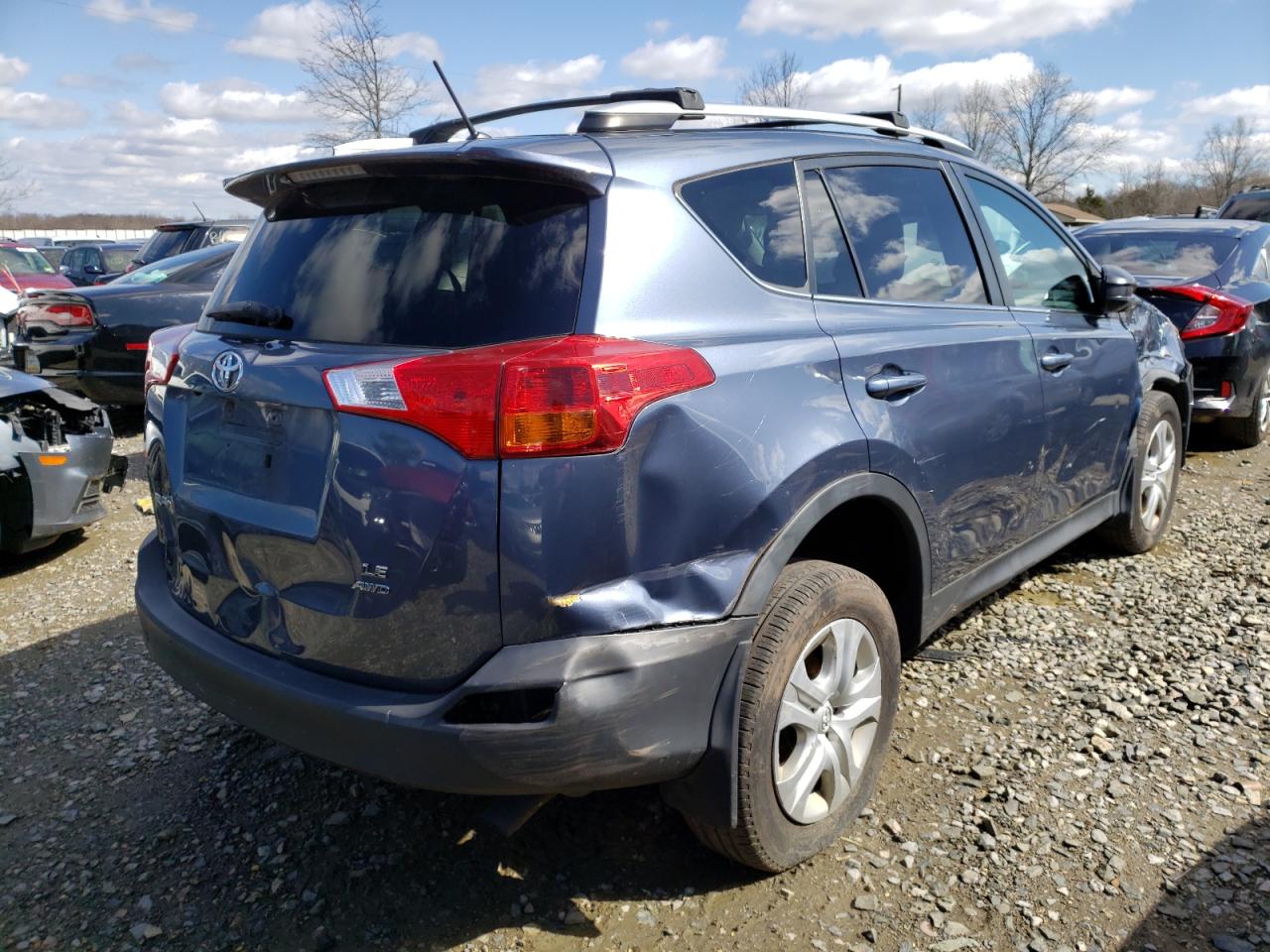 Photo 4 from auction – 2013 TOYOTA RAV4 LE with VIN 2T3BFREV2DW119282