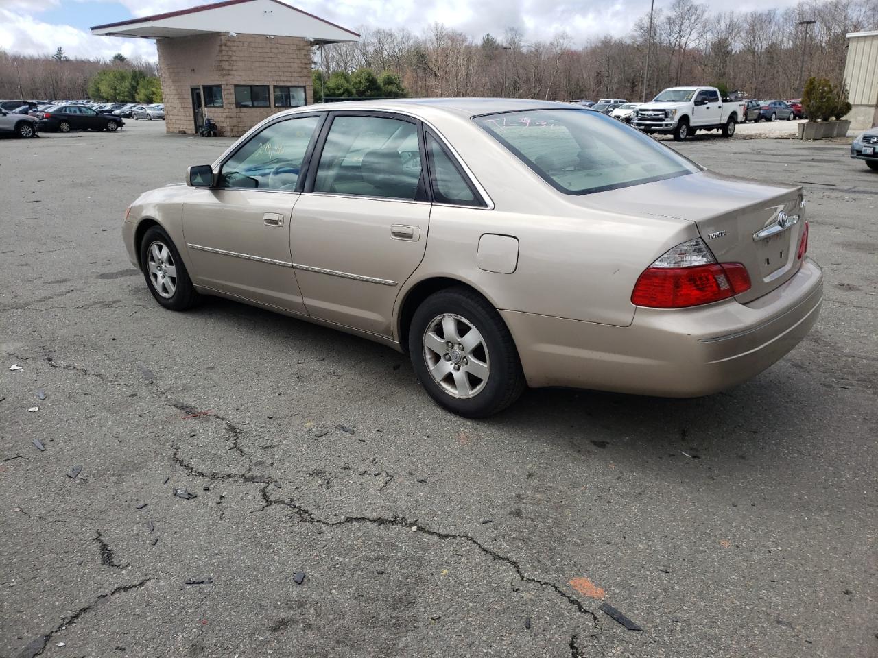 Photo 3 from auction – 2003 TOYOTA AVALON XL with VIN 4T1BF28B73U321633