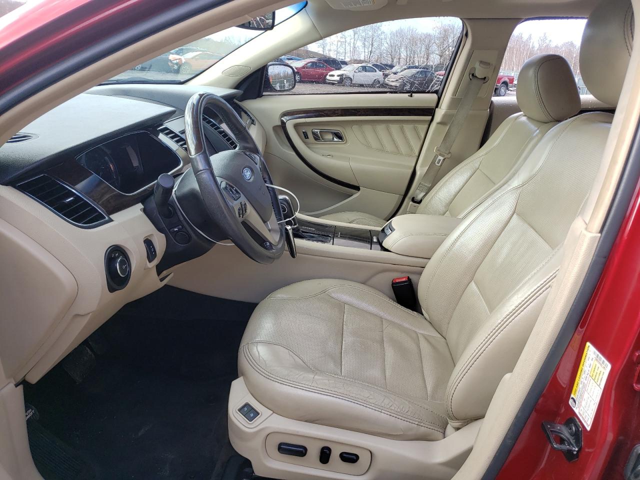 Photo 5 from auction – 2013 FORD TAURUS LIM with VIN 1FAHP2F86DG170874