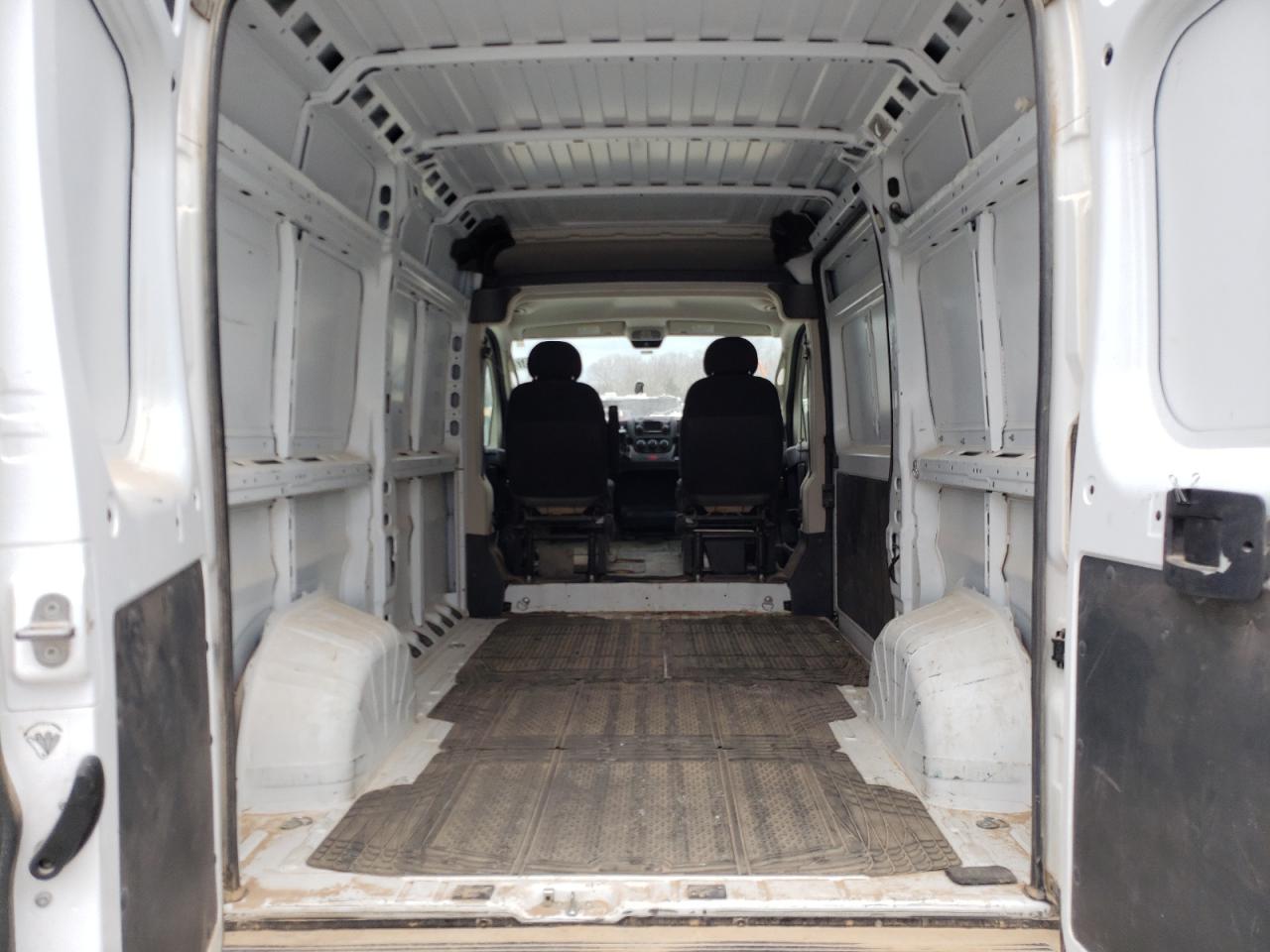 Photo 6 from auction – 2020 RAM PROMASTER with VIN 3C6TRVBG2LE103496