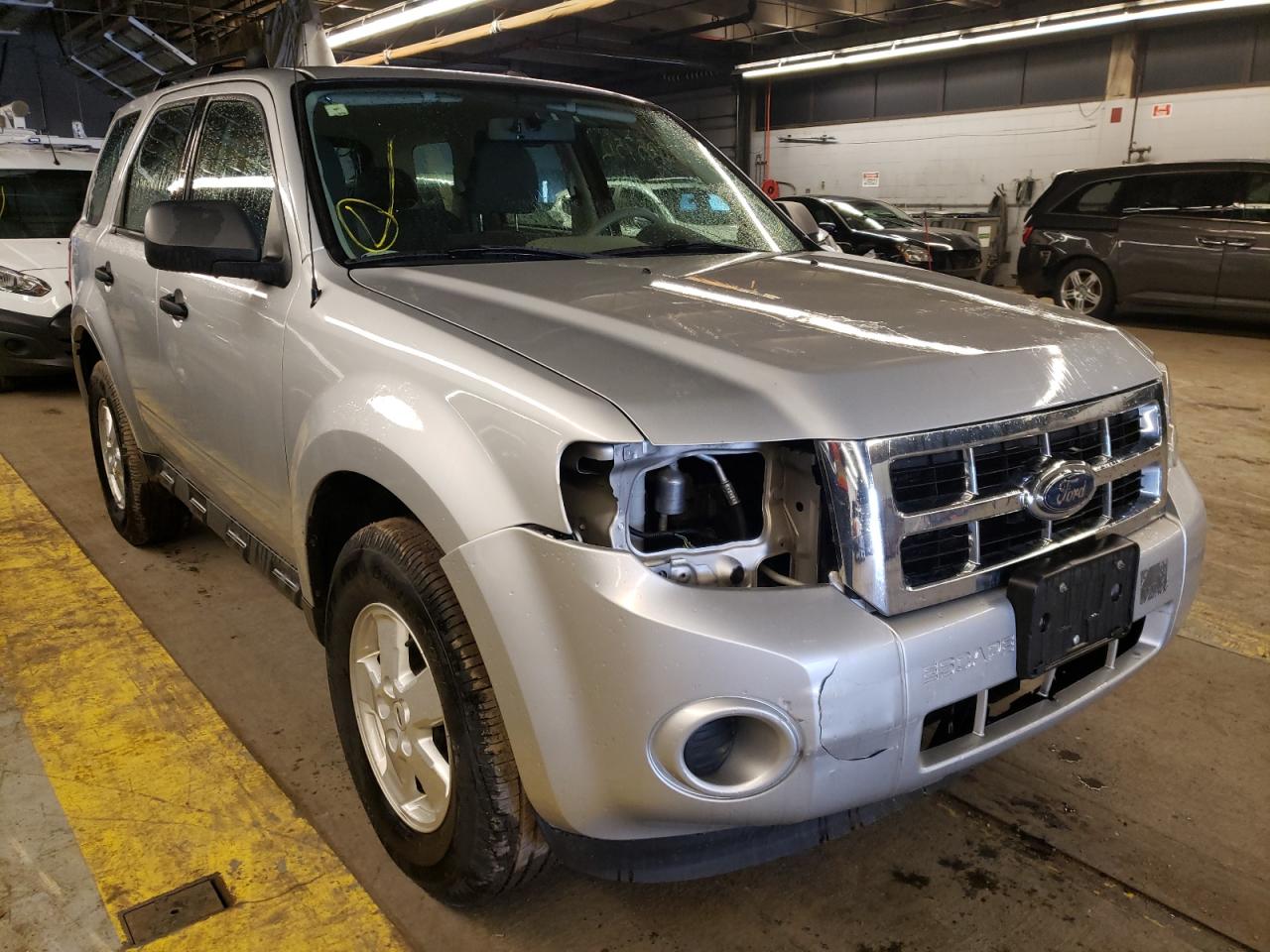 FORD ESCAPE XLS 2009 with VIN 1FMCU027X9KB87160 - Photo from auction