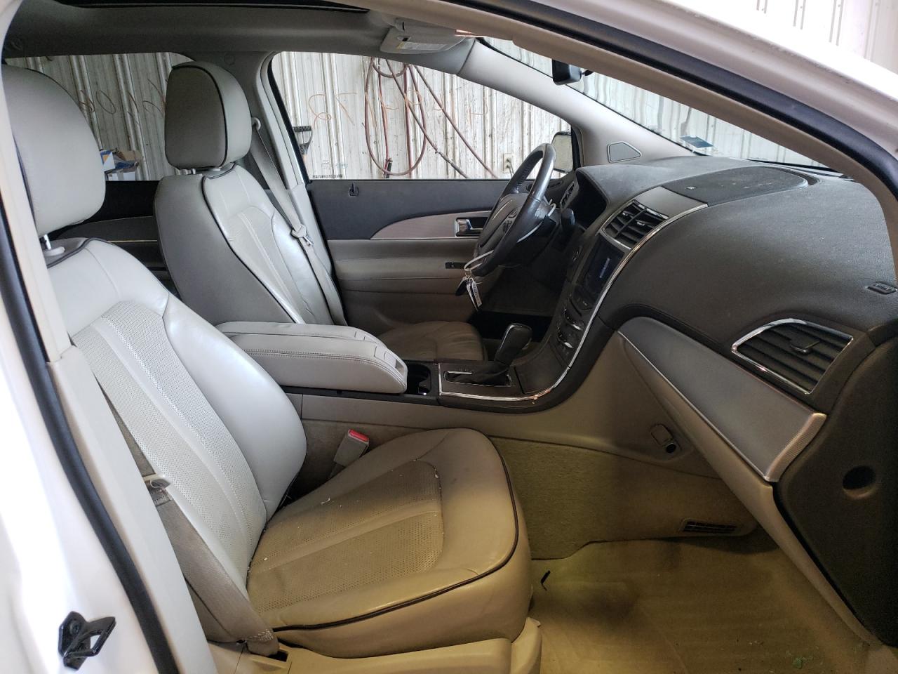 Photo 5 from auction – 2013 LINCOLN MKX with VIN 2LMDJ8JK1DBL12216