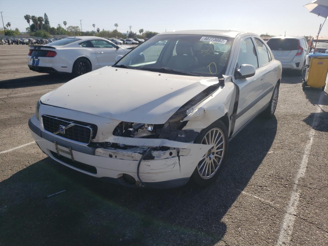 Photo 2 from auction – 2001 VOLVO S60 T5 with VIN YV1RS53D112009366