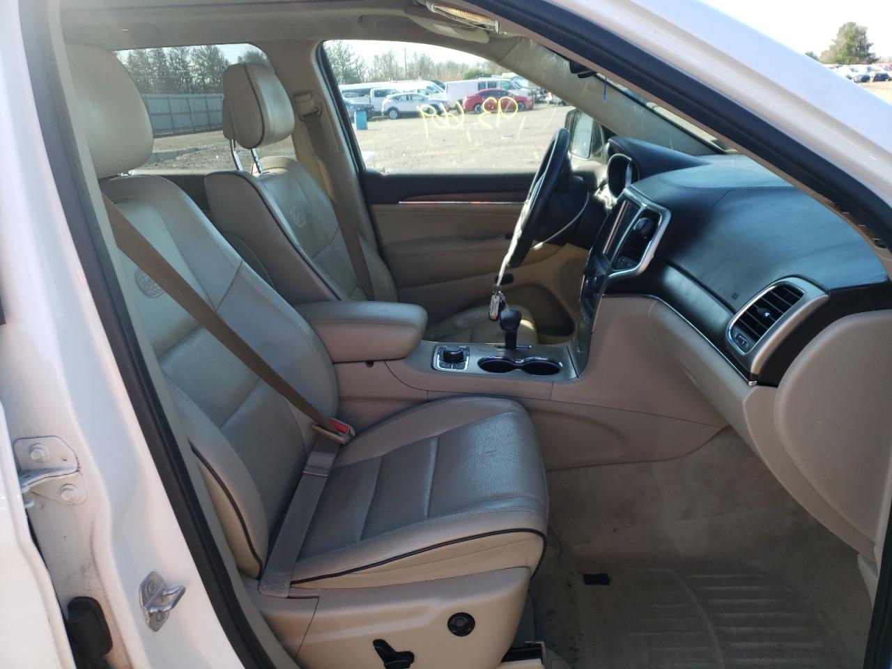 Photo 5 from auction – 2015 JEEP GRAND CHER with VIN 1C4RJFCG1FC830865