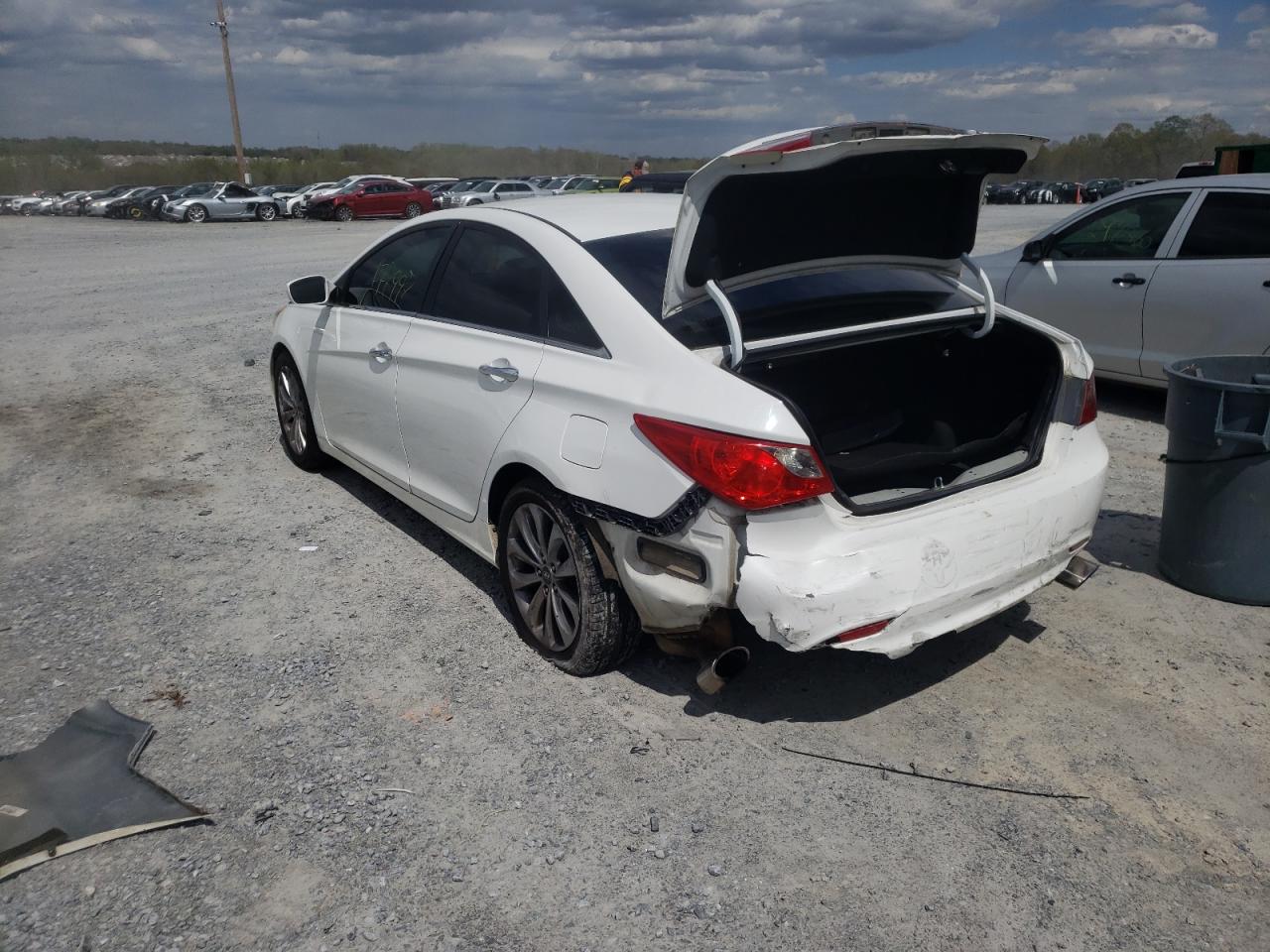 Photo 3 from auction – 2011 HYUNDAI SONATA SE with VIN 5NPEC4AC8BH228427