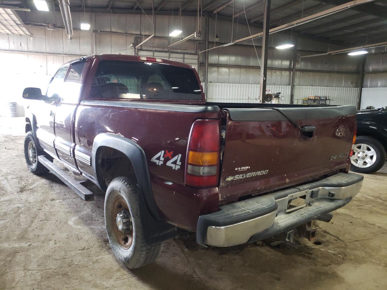Photo 3 from auction – 2002 CHEVROLET SILVERADO with VIN 1GCHK29U62Z249478