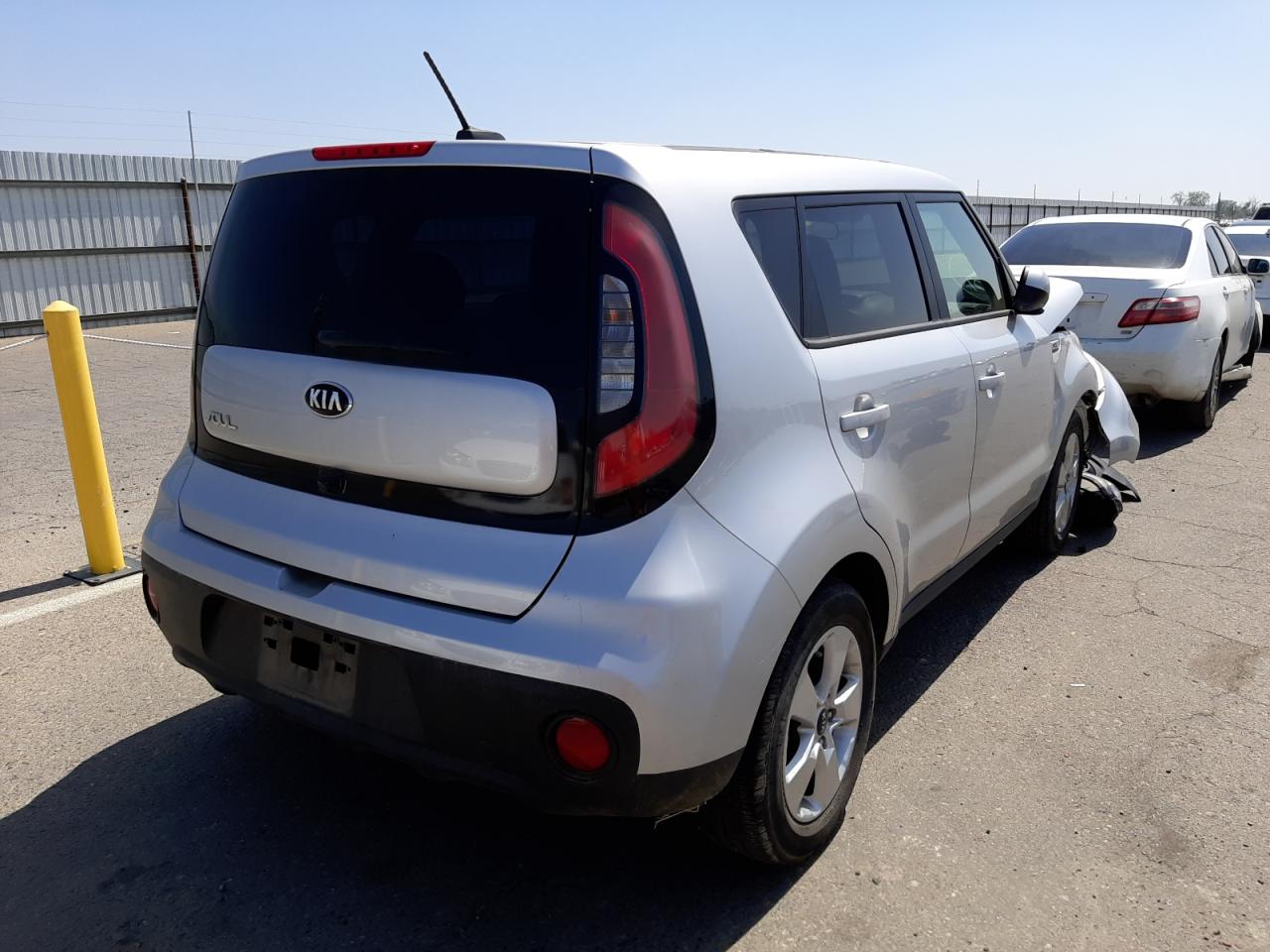 Photo 4 from auction – 2019 KIA SOUL with VIN KNDJN2A2XK7019196