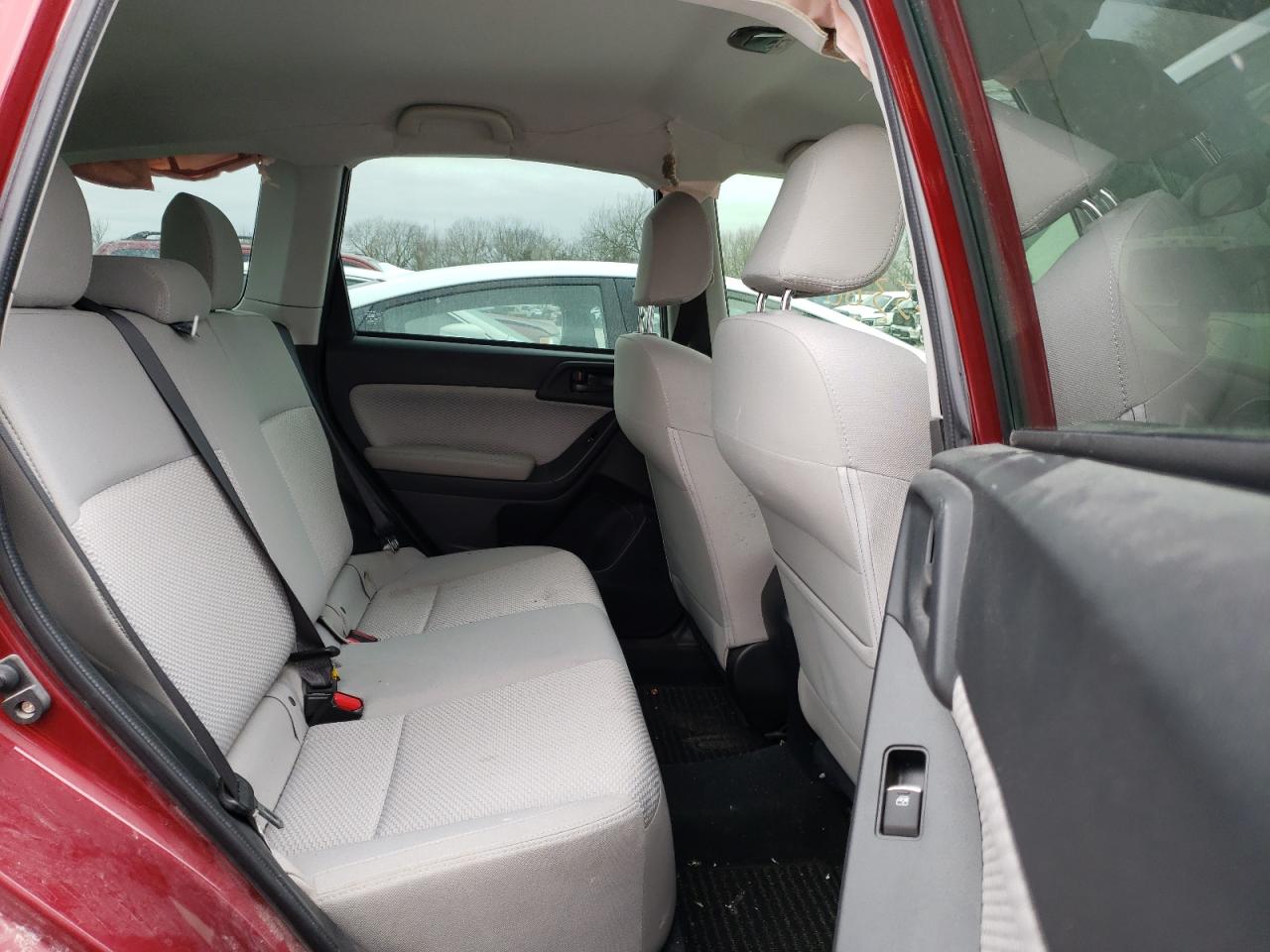 Photo 6 from auction – 2018 SUBARU FORESTER 2 with VIN JF2SJABC1JH427873