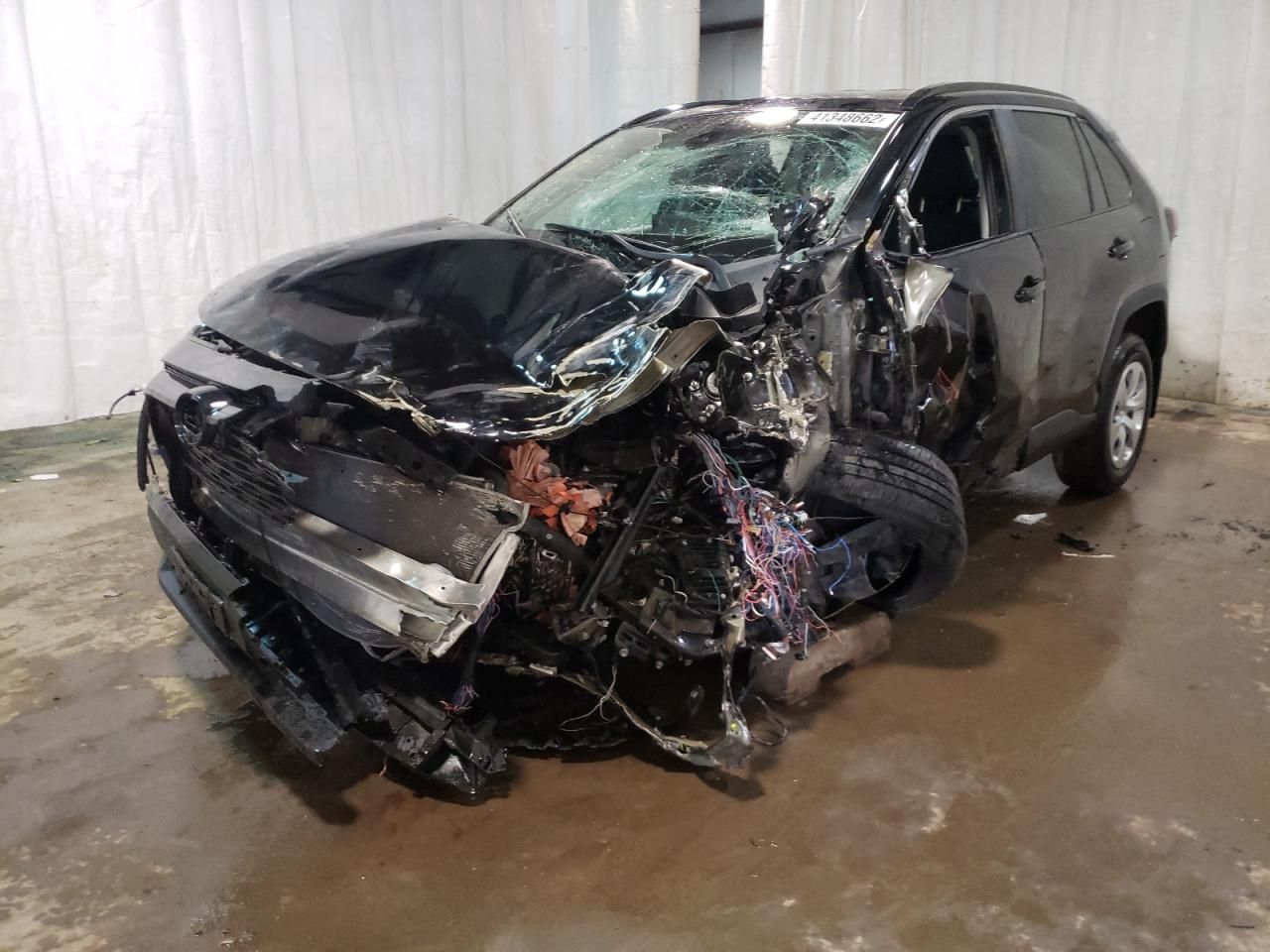 Photo 2 from auction – 2020 TOYOTA RAV4 LE with VIN 2T3F1RFV1LW103166