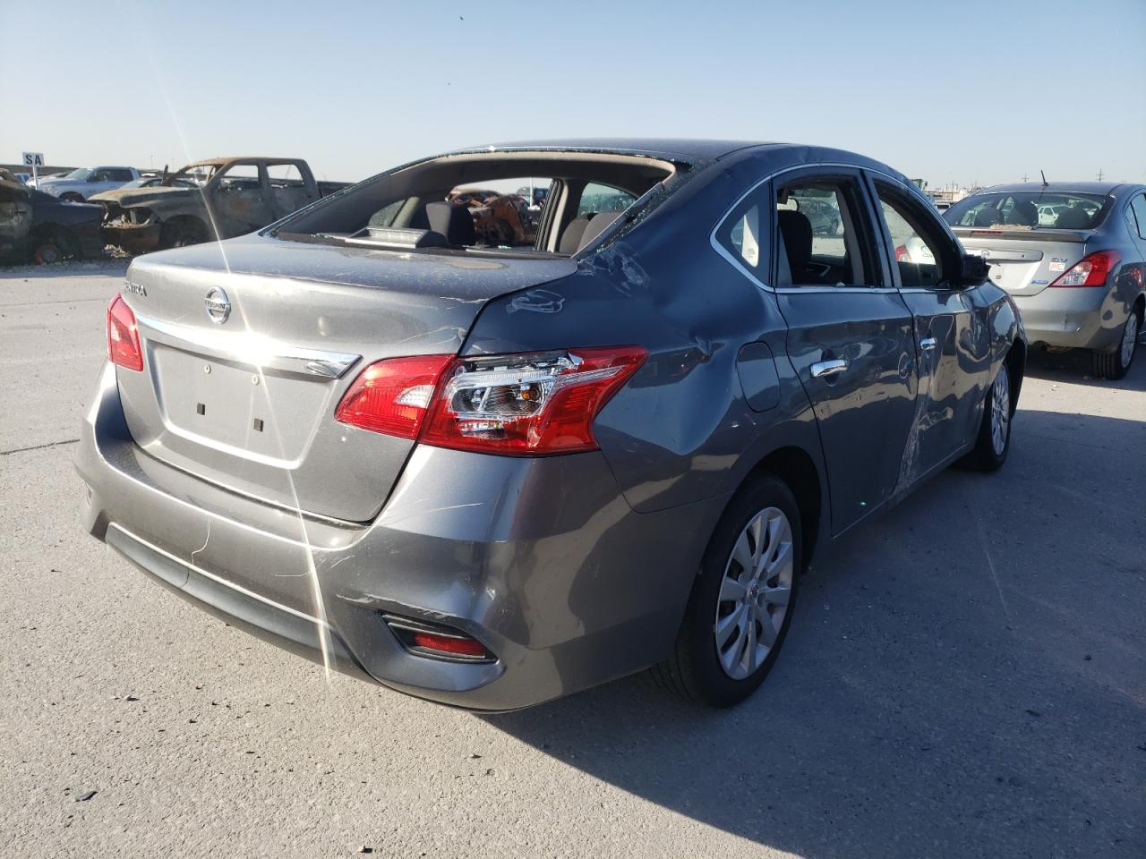 Photo 4 from auction – 2017 NISSAN SENTRA S with VIN 3N1AB7AP2HY404845