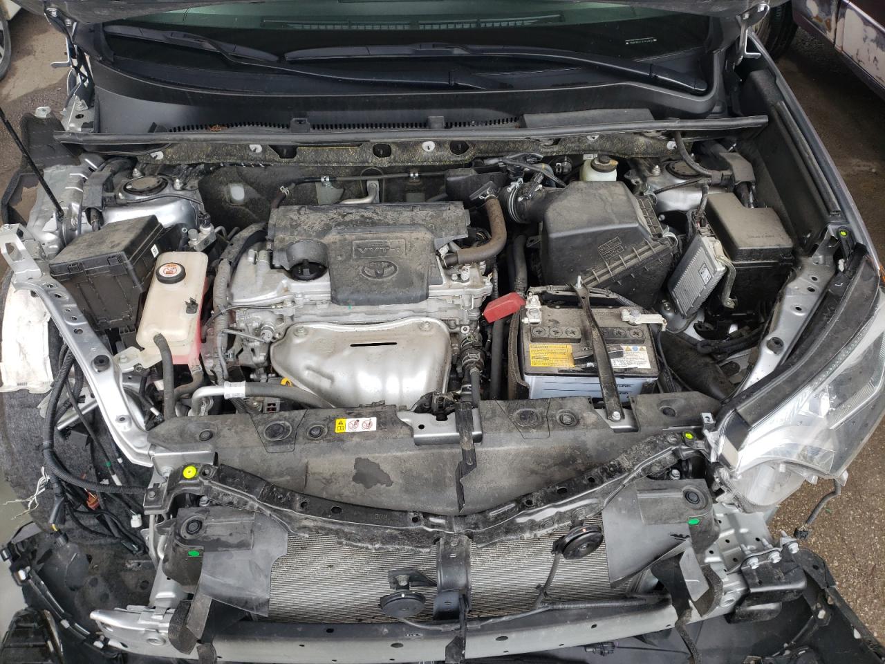 Photo 7 from auction – 2018 TOYOTA RAV4 LE with VIN JTMBFREV1JJ254909