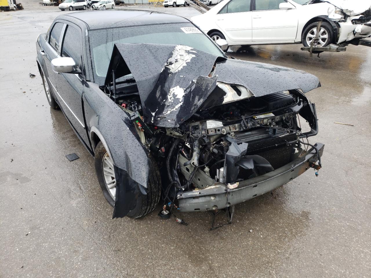 CHRYSLER 300 TOURIN 2008 with VIN 2C3KA53G28H258656 - Photo from auction
