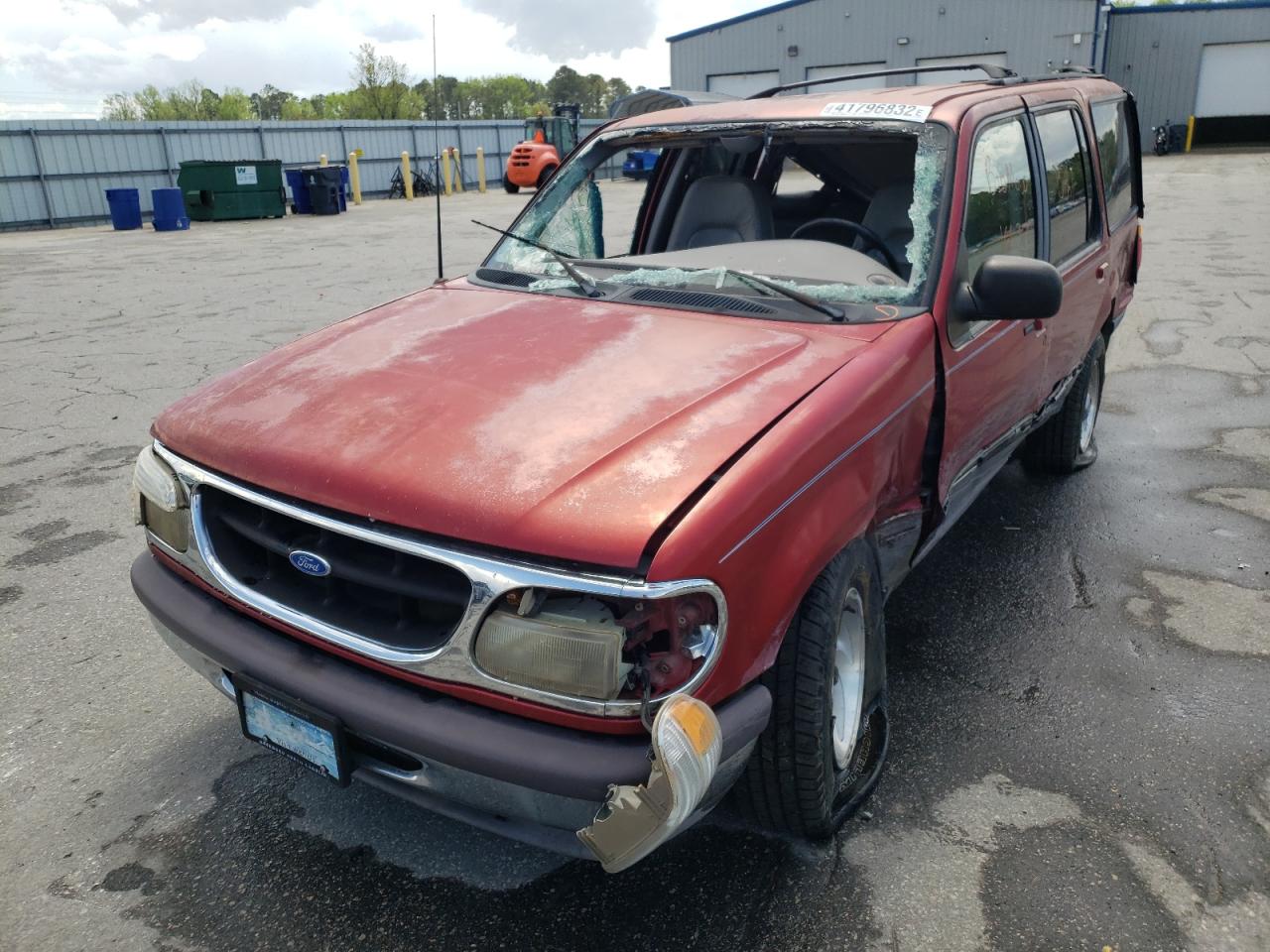 Photo 2 from auction – 1997 FORD EXPLORER with VIN 1FMDU32E6VUC72869