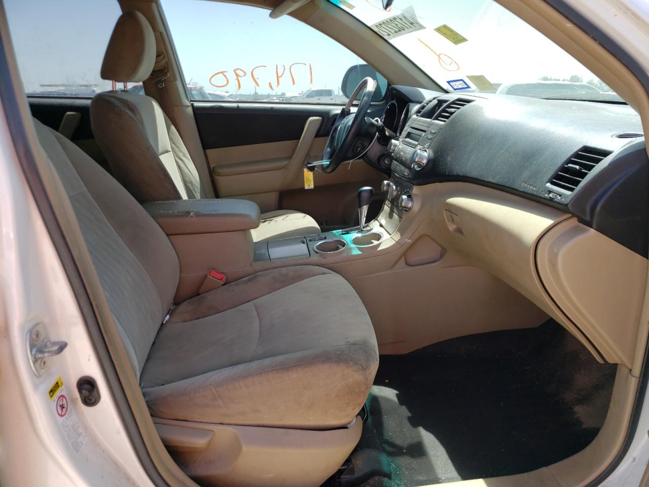 Photo 5 from auction – 2012 TOYOTA HIGHLANDER with VIN 5TDZA3EH9CS024674