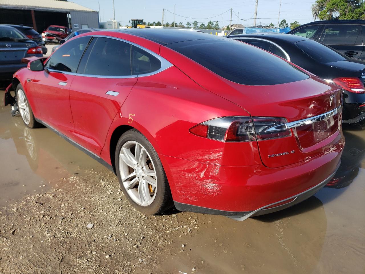 Photo 3 from auction – 2014 TESLA MODEL S with VIN 5YJSA1H11EFP56423