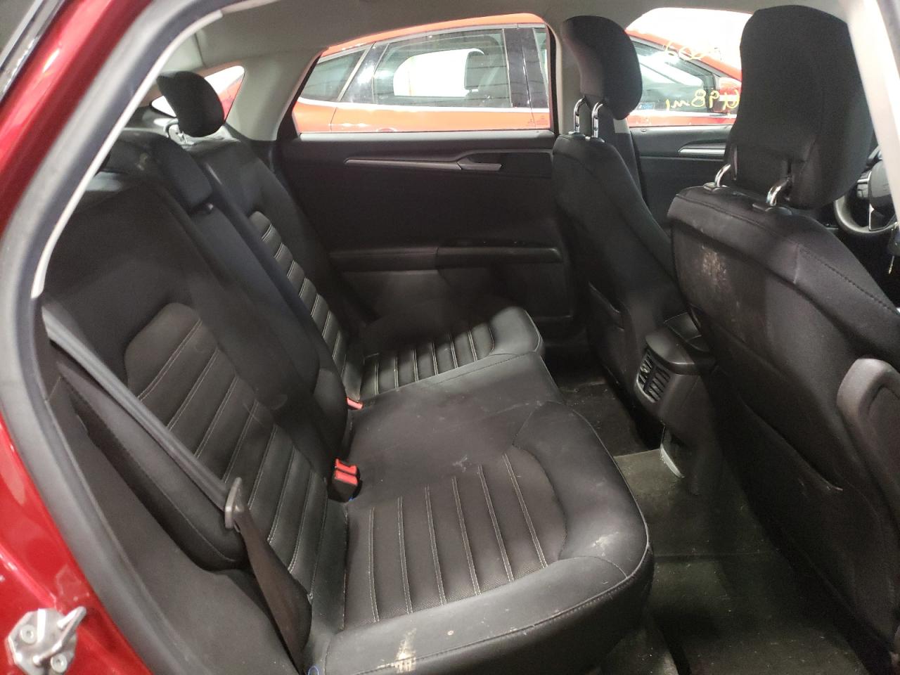 Photo 6 from auction – 2013 FORD FUSION SE with VIN 3FA6P0HR3DR357676
