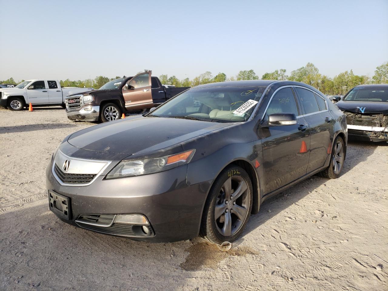 Photo 2 from auction – 2013 ACURA TL ADVANCE with VIN 19UUA8F73DA010752