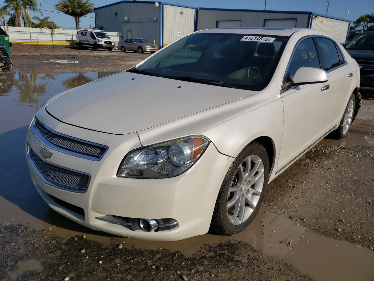Photo 2 from auction – 2011 CHEVROLET MALIBU LTZ with VIN 1G1ZE5E73BF101831